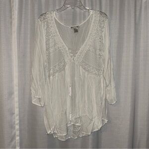 Elegant White Lace Blouse